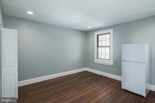 Photo - 184 E Huntingdon St Unit 3
