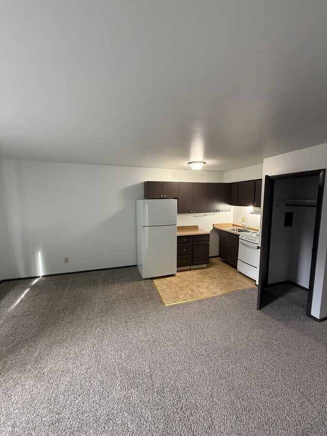 Photo - 2605 N Frederick Ave Unit 202