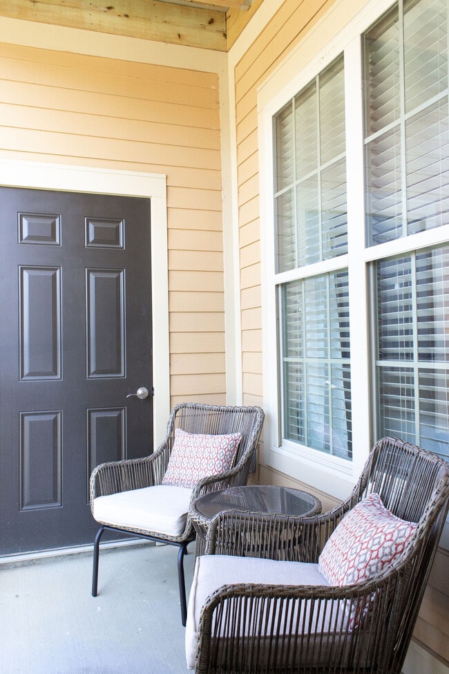 Warrick Trail Apartments Newburgh, IN