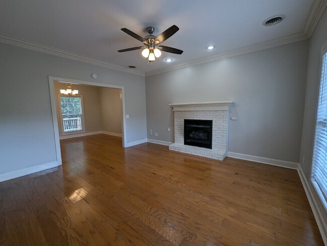 Photo - 117 Twin Gates Drive