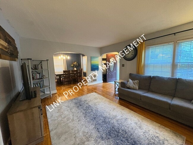 106 S Germantown Rd