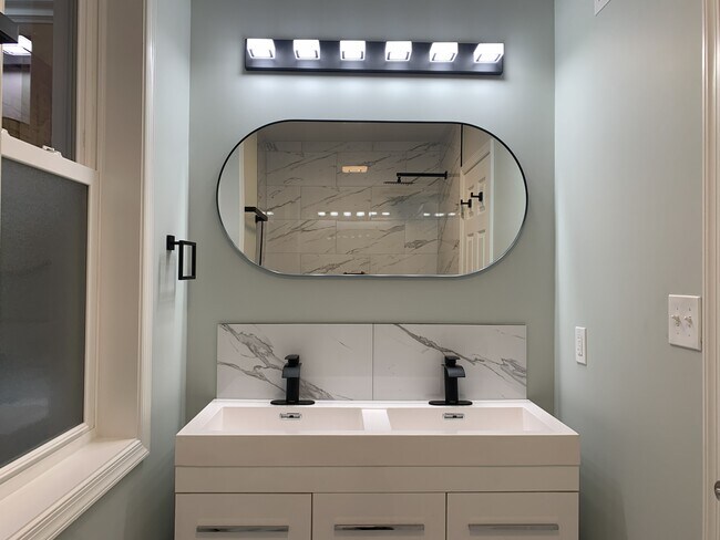 Photo - 3530 Chestnut Ave