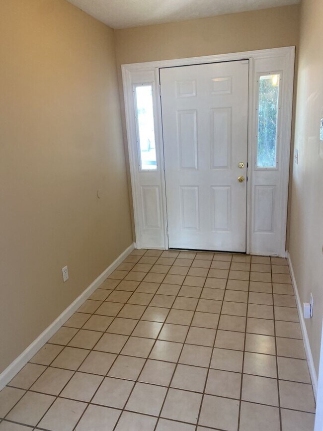 Photo - 5798 Stoneridge Drive- North Columbus