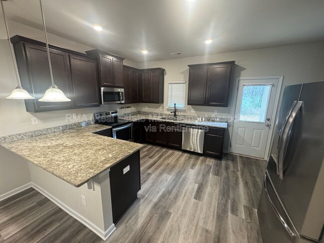 Photo - 2495 Barnesville Rd