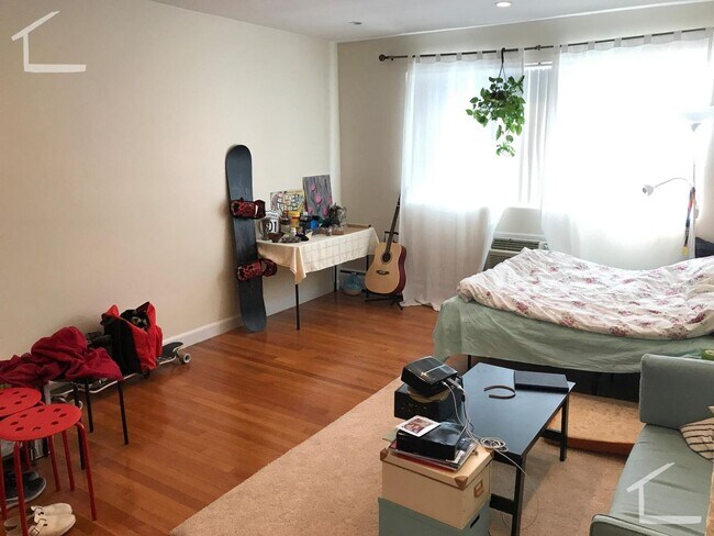 Photo - Perfect 1 Bedroom Available Jan 1