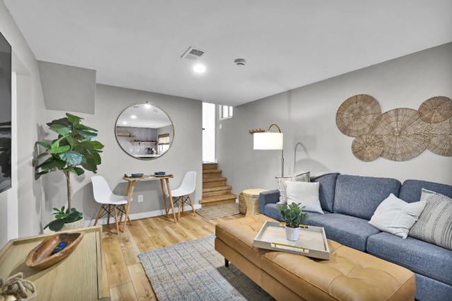 Photo - 1319 S Lincoln St