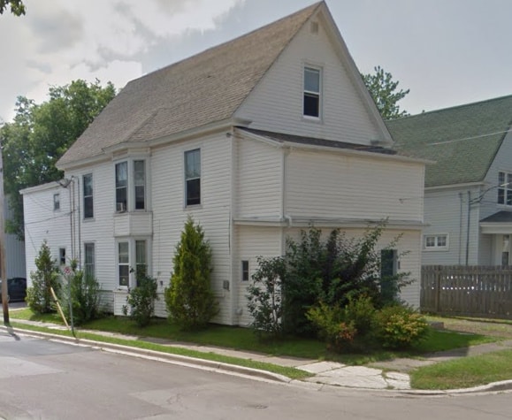 Building Photo - 86-86 Fleet St Unit 86 B