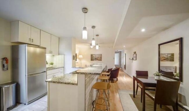 Photo - 1013 Otis Pl NW Unidad B (Basement)