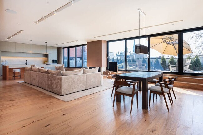 Photo - 6580 Rue St-Hubert Unité SI ID1520408P