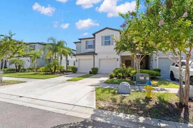 NEWLY UPGRADED Town Home For Rent in Touchstone!