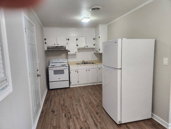 Photo - 6112 Clane Dr SE Unidad 6112 Clane Dr