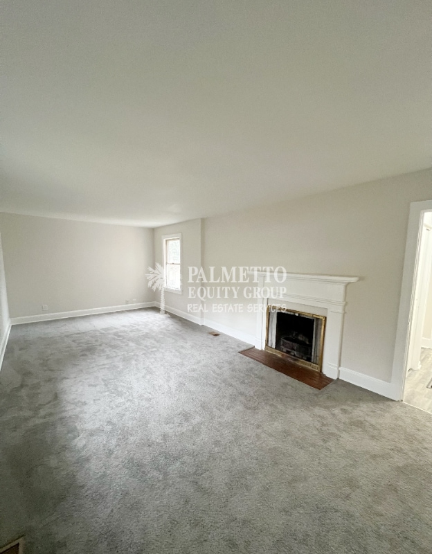 Photo - 1407 Oak St