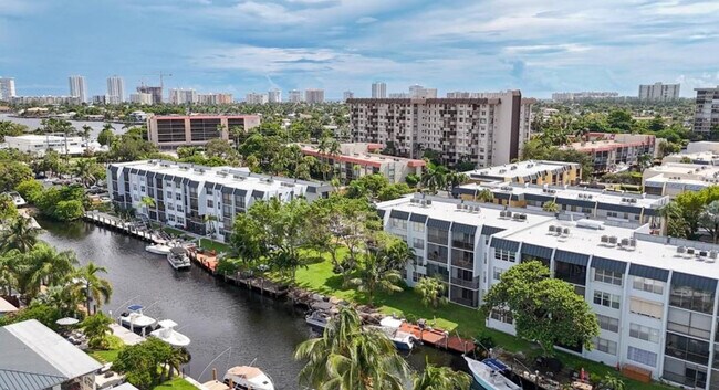 Building Photo - 777 S Federal Hwy Unit N309