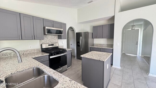 Photo - 1881 Hornsey Ct