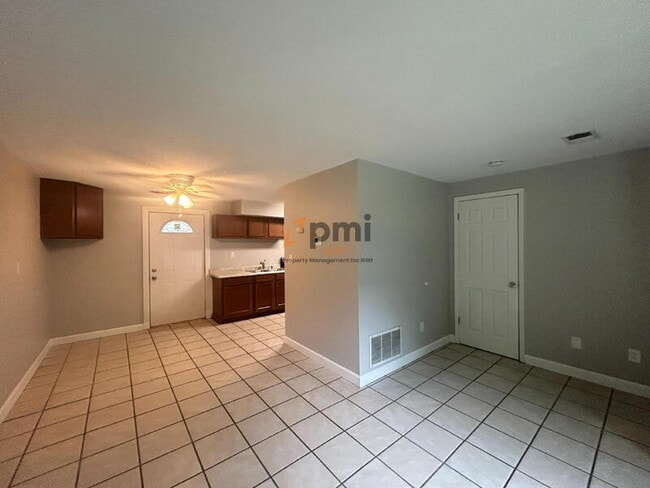 Photo - 2355-2355 Hickory St Unit 2353 Hickory St