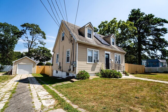 Photo - 183 Commack Rd Unit 2