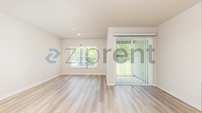 Photo - 129 Wellwood Ln