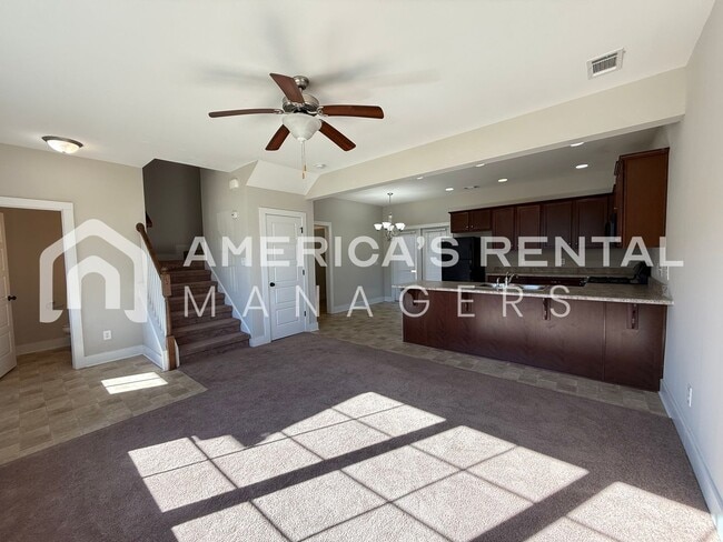 Photo - 580 Polo Way
