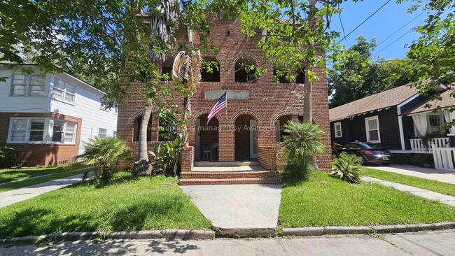 Building Photo - 2653 College St Unit 2653
