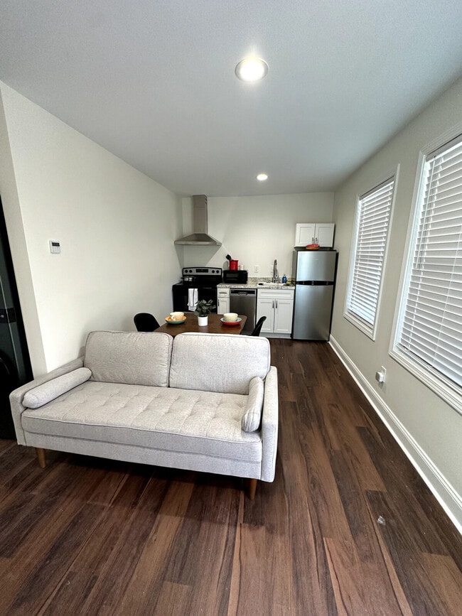 Photo - 107 David St Unit SI ID1234782P