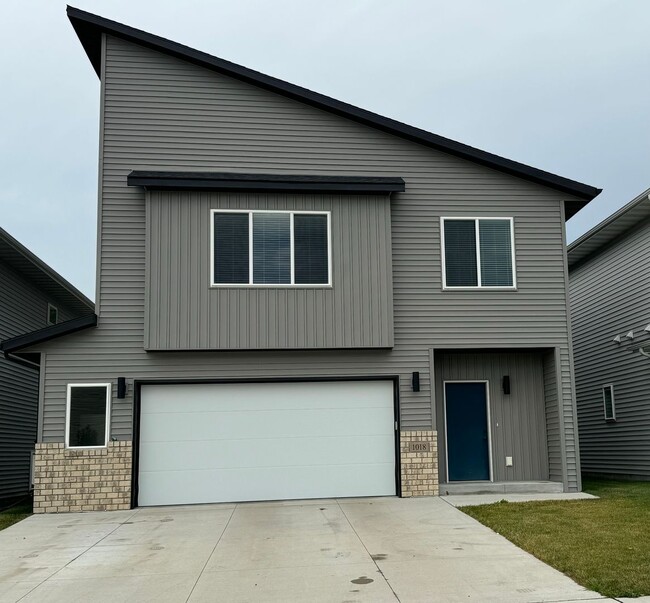 4-bedroom, 3-bathroom West Fargo Single-Fa... - 4-bedroom, 3-bathroom West Fargo Single-Fa... House