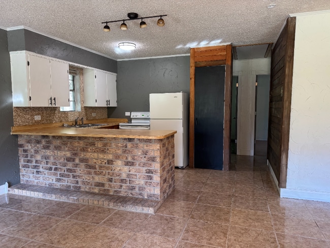 Photo - 10021 Northview Dr