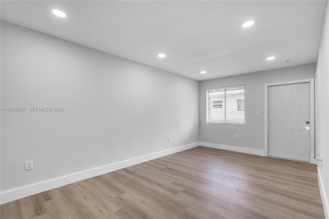 Photo - 560 NE 63rd St Unit 3