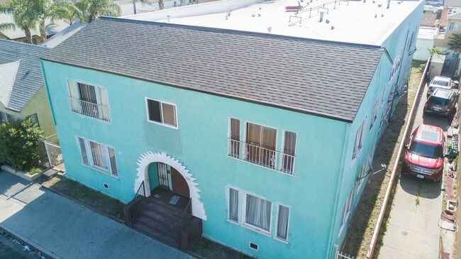 Vista aérea del frente - 7004 Middleton St