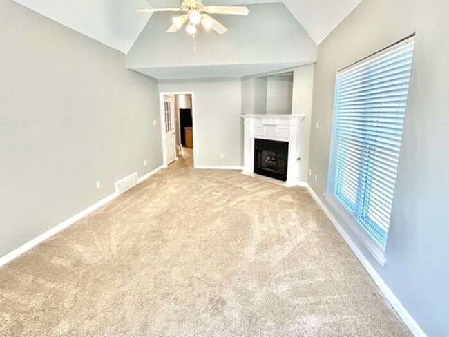 Photo - Now Leasing A 3 Bedroom 2 Bath Home In Cor...