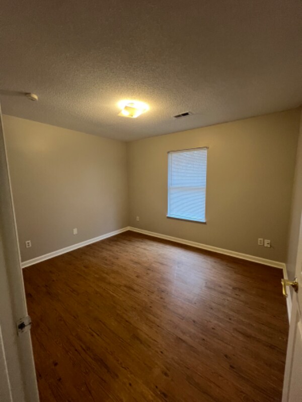 317 Caswell St Apartment For Rent in Burlington, NC