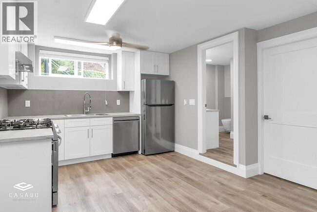 Photo - 1225 Royal Ct