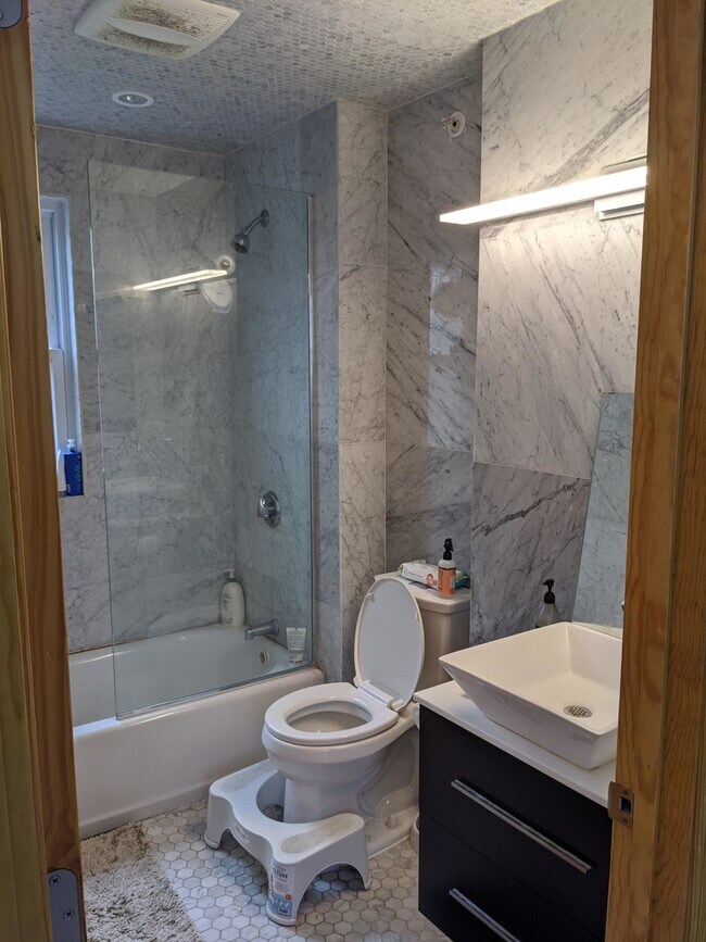 Photo - 146 Columbia St Unit 1