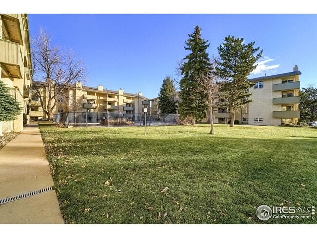 Stratford Park West - 3035 Oneal Pkwy Condo Unit T37