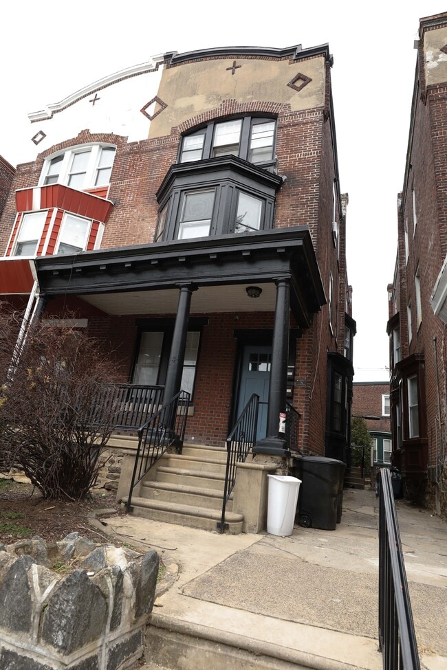 Photo - 141 Manheim St. Unidad 2ndFloor