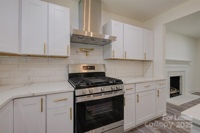 Photo - 3900 Rhodes Ave