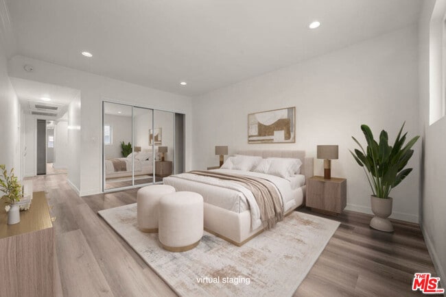 Photo - 423 Rexford Dr Unit 202