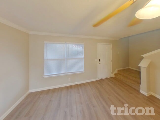 Photo - 1938 Falsetto Ln