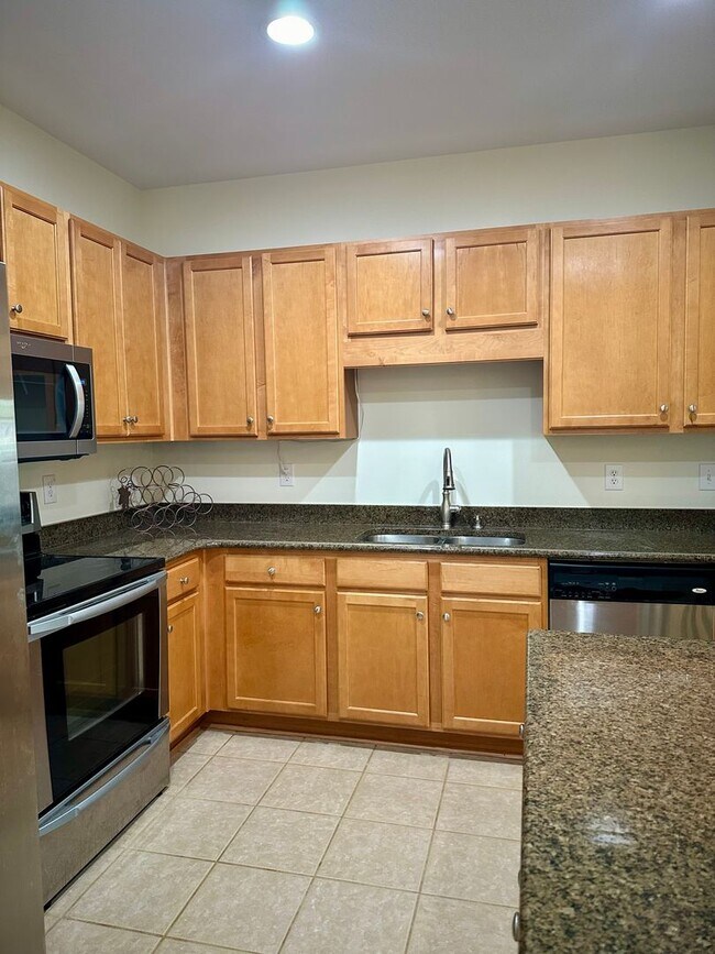 Two bedroom condo with Sunroom in the hear... - Condo for Rent in ...