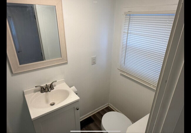 Photo - 2861 S Roena St Unidad D