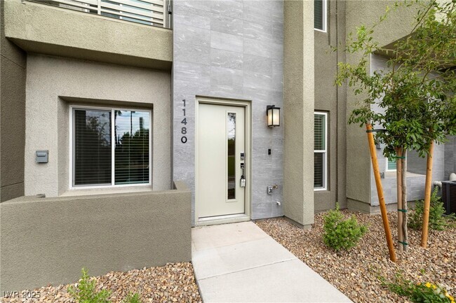 Building Photo - 11480 Roaring Peak Dr Rental