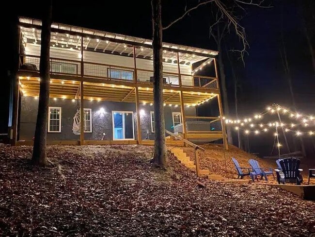 Photo - 271 Elmwood Cir