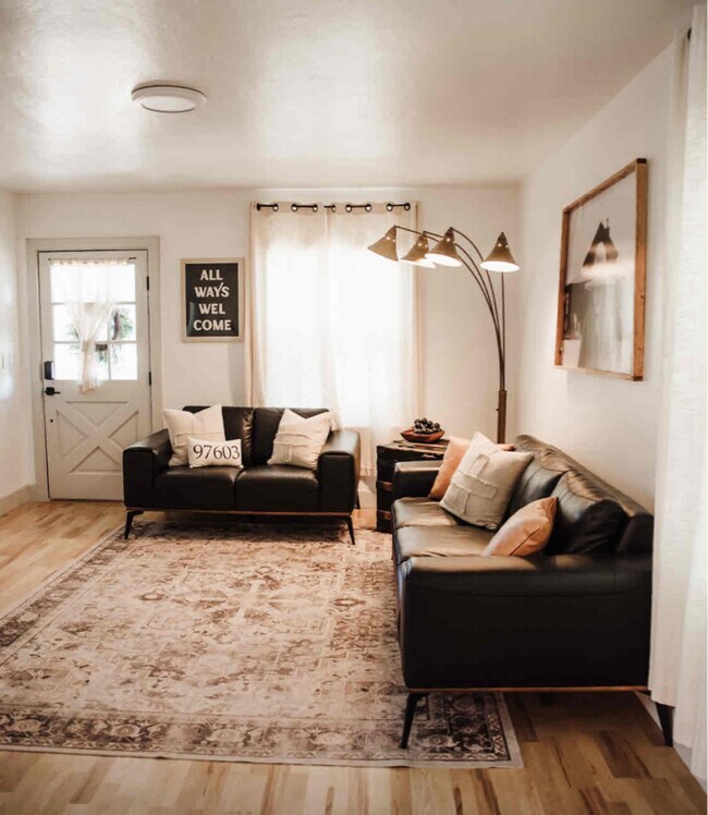 Photo - 392 Del Fatti Ln