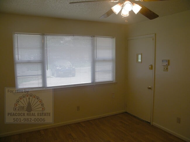 Photo - 423 Division St Unidad B