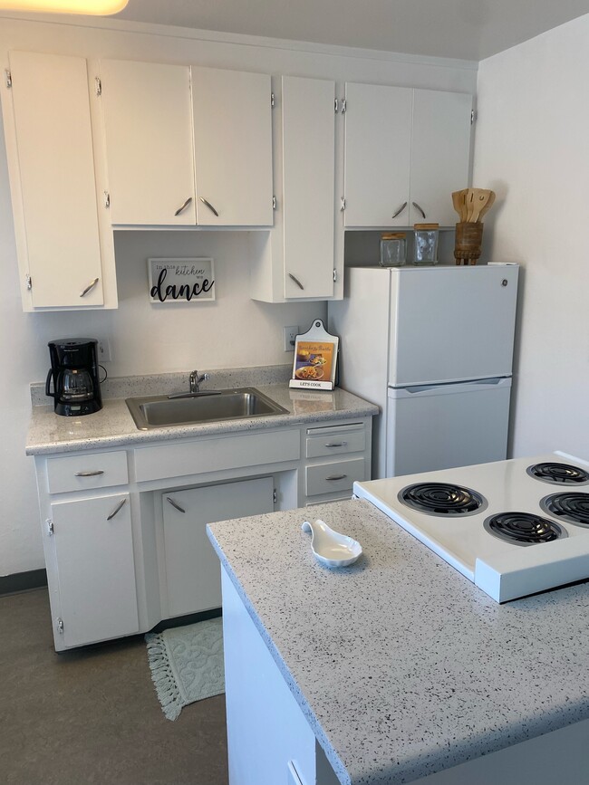 Building Photo - Orchard Gardens Rental