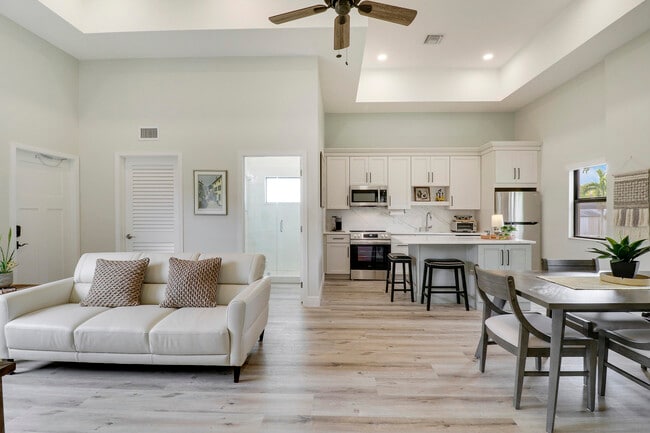 Photo - 10735 Lantana Rd