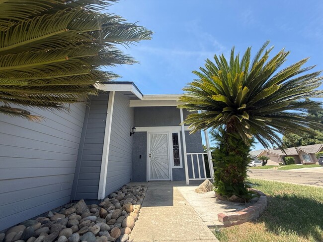 Photo - ***JUST REDUCED!!!*** 3-bedroom, 2-bath home in Visalia, CA!