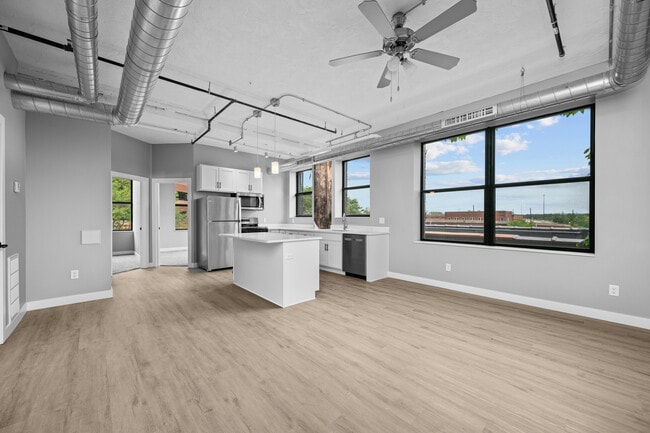 1601 5th Ave Unit 1