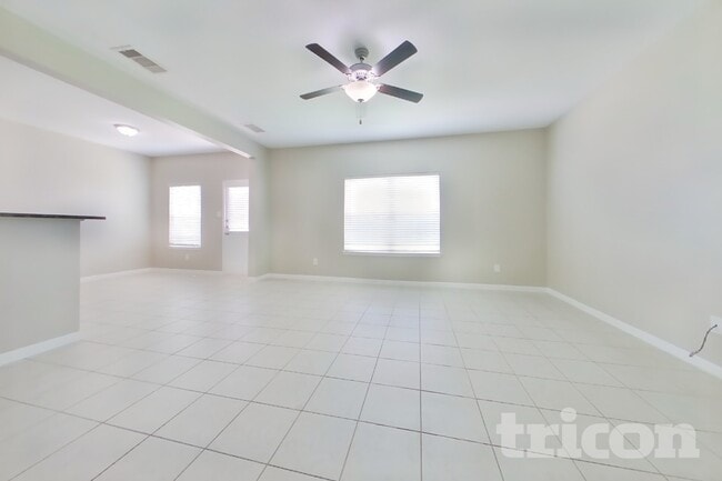 Photo - 640 Totem Trail Dr