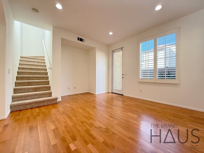 Photo - Desirable Oak Creek Community Detached Home with Two Car Garage