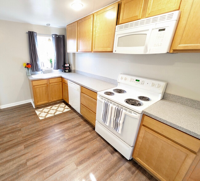 Photo - 2275 S Acoma St